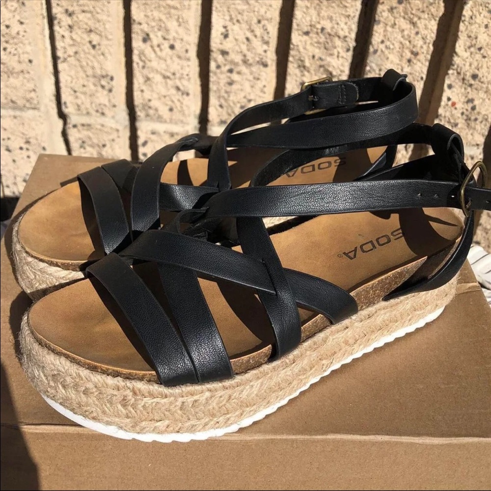 Platform strappy sandals